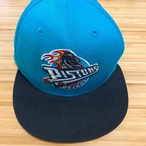 Detroit Pistons Strapback Hat